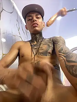 Herem369 online show from November 6, 3:24 pm