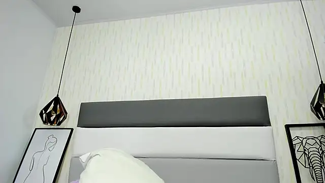 mileyerikson online show from March 1, 10:42 pm