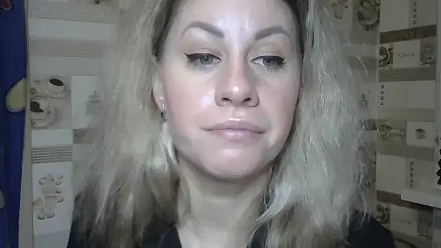 Snapshot of TherestlessKitty chatting on February 24, 6:05 am TherestlessKitty online show from February 24, 6:05 am