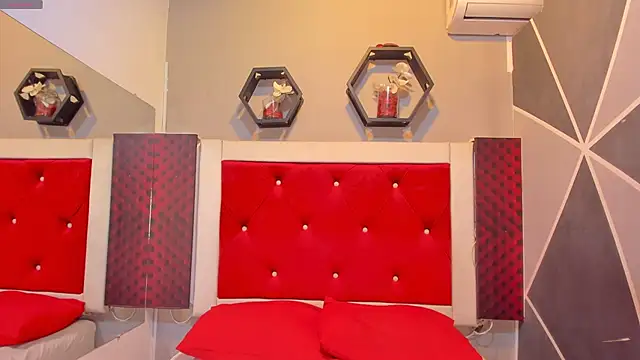 Karoll014 online show from November 17, 12:11 pm