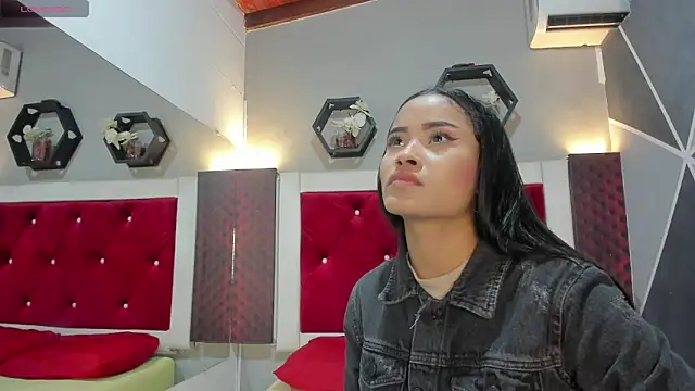 Karoll014 online show from March 5, 12:12 pm