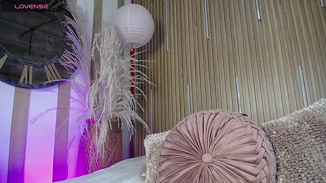 Tayzon Foxxx online show from March 21, 8:23 pm