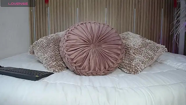 Tayzon Foxxx online show from March 25, 8:26 pm