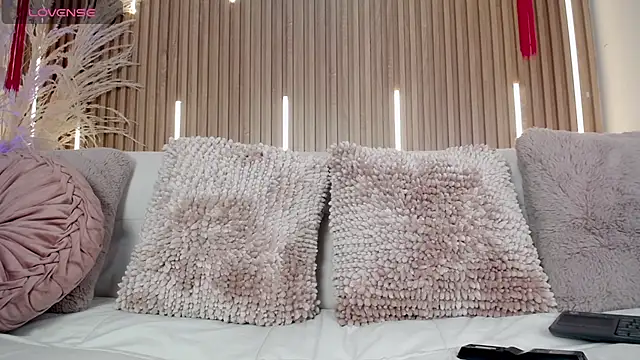 Tayzon Foxxx online show from March 31, 8:20 pm