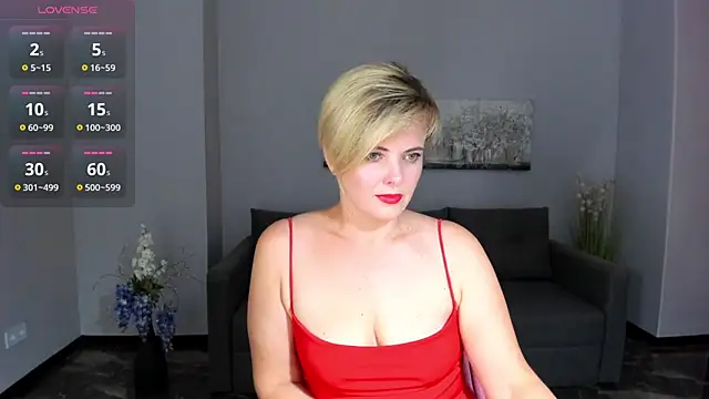 Julia Wilsone online show from September 23, 12:19 pm