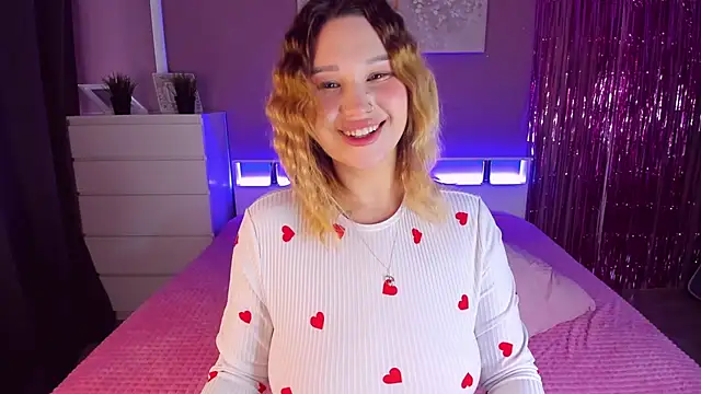 KarenBlair online show from February 19, 6:31 am