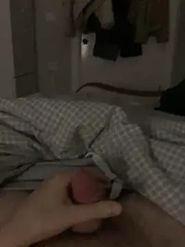 Snapshot of Erenn34 chatting on March 29, 12:43 am Erenn34 online show from March 29, 12:43 am