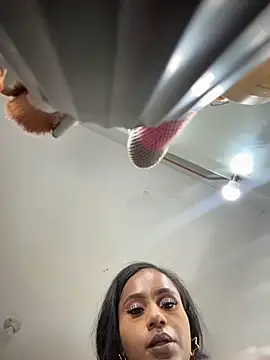 AlisonHoot69 online show from March 14, 12:50 am