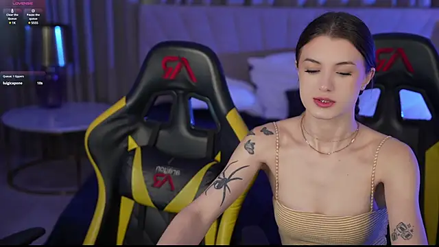 Britney054 online show from February 20, 8:17 am