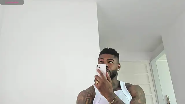 Snapshot of Makonneen chatting on July 16, 7:09 pm Makonneen online show from July 16, 7:09 pm