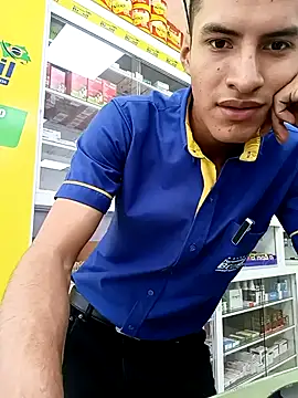 Rogersmit2 online show from September 18, 2:41 pm