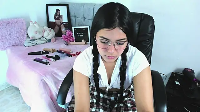  Vicky sweet online show from March 13, 7:17 pm