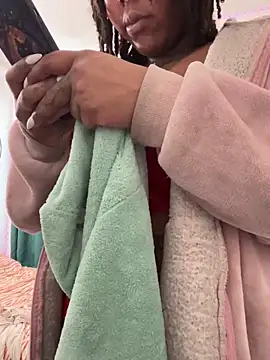 Goddess Nafeesha online show from February 14, 4:48 pm