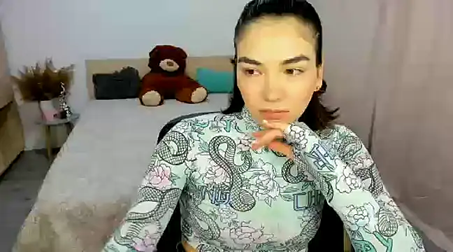 Alexa Dolly12 online show from January 11, 6:45 am