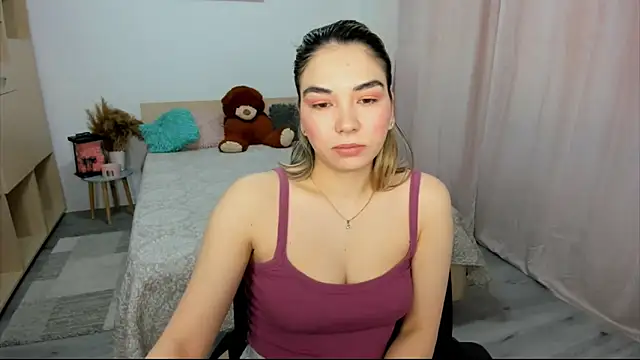 Alexa Dolly12 online show from February 18, 6:42 am