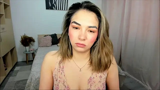 Alexa Dolly12 online show from March 30, 6:47 am