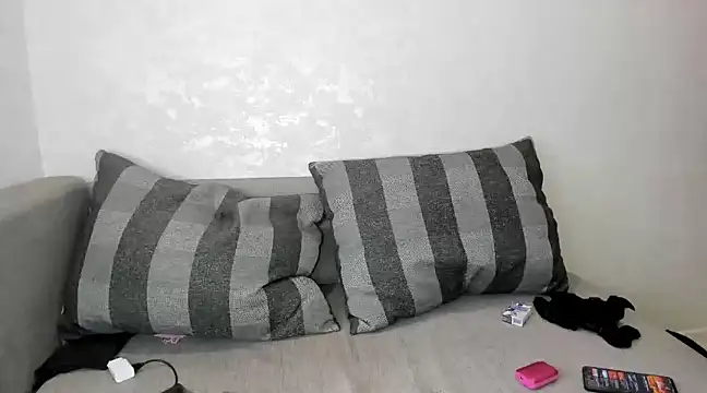 Lika8234 online show from December 18, 8:31 am