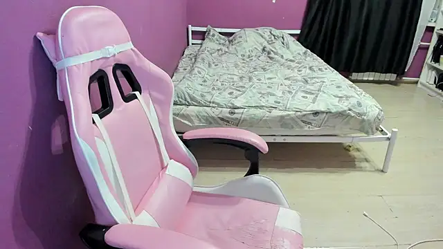 Lika8234 online show from April 7, 7:03 pm