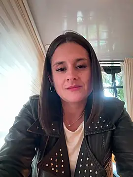 Alice milf  online show from January 14, 8:58 pm