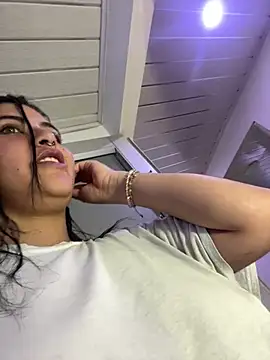  luna torres online show from March 5, 12:34 pm