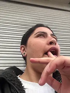  luna torres online show from March 20, 1:16 pm