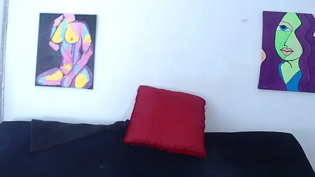 Snapshot of tiffany_gomez9 chatting on February 3, 10:54 pm tiffany gomez9 online show from February 3, 10:54 pm