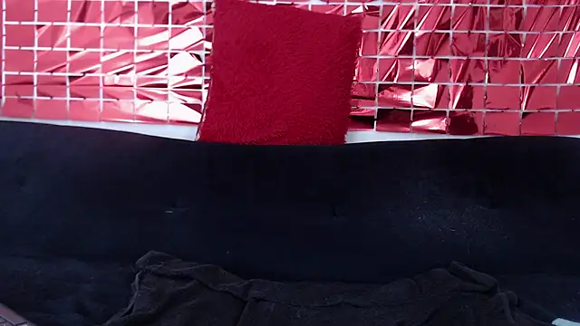 Snapshot of tiffany_gomez9 chatting on March 8, 1:50 am tiffany gomez9 online show from March 8, 1:50 am