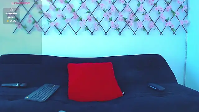 Snapshot of tiffany_gomez9 chatting on November 8, 2:06 pm tiffany gomez9 online show from November 8, 2:06 pm