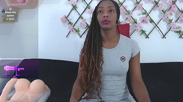 Snapshot of tiffany_gomez9 chatting on November 27, 1:46 pm tiffany gomez9 online show from November 27, 1:46 pm