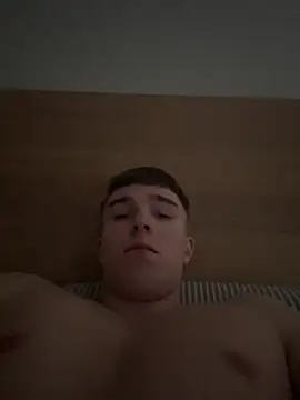 Snapshot of heyaeric chatting on December 30, 2:08 pm heyaeric online show from December 30, 2:08 pm