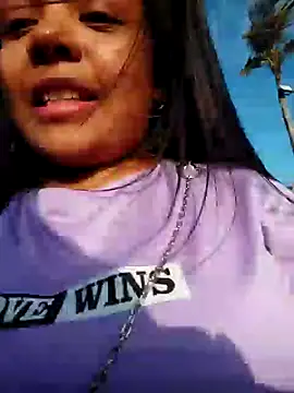 Snapshot of Melikasweetz chatting on February 3, 10:00 pm Melikasweetz online show from February 3, 10:00 pm