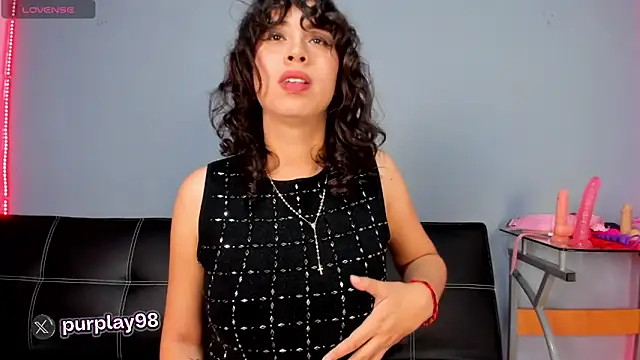 Snapshot of purplay_98 chatting on January 20, 2:57 pm purplay 98 online show from January 20, 2:57 pm