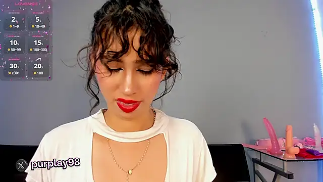 Snapshot of purplay_98 chatting on January 21, 9:46 pm purplay 98 online show from January 21, 9:46 pm