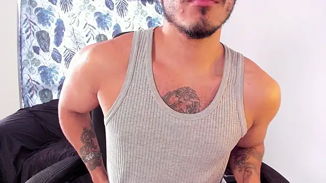 JayMarcos  online show from December 5, 11:41 am