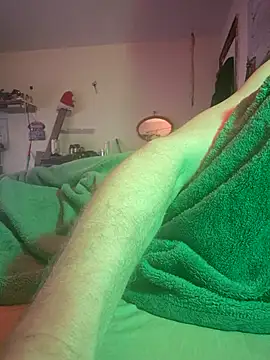 Snapshot of BigDDave6979 chatting on February 15, 7:32 pm BigDDave6979 online show from February 15, 7:32 pm