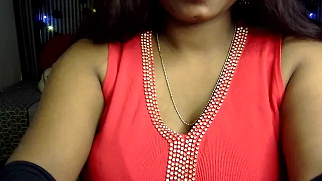 Radhika Singhaniya online show from December 17, 5:26 pm
