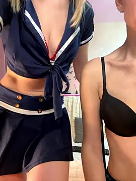 SweetCupcaks online show from January 13, 9:14 am