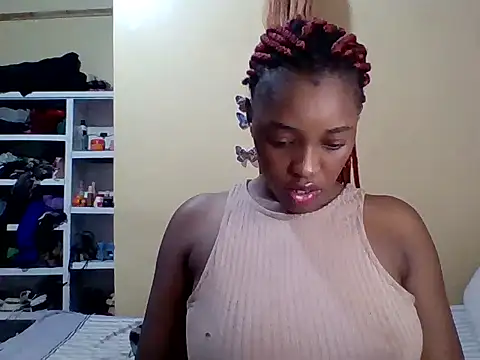 Snapshot of Zara_Twilight chatting on December 3, 10:08 pm Zara Twilight online show from December 3, 10:08 pm