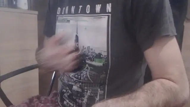 Snapshot of uncutguy01 chatting on January 4, 3:39 pm uncutguy01 online show from January 4, 3:39 pm
