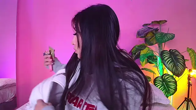 Nicolette ks  online show from December 16, 2:16 pm