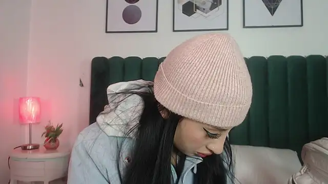 Nicolette ks  online show from October 31, 3:40 am