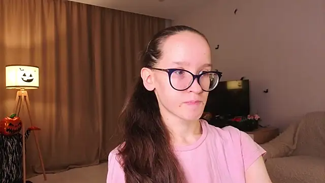 BettyBrowni online show from November 9, 4:05 pm