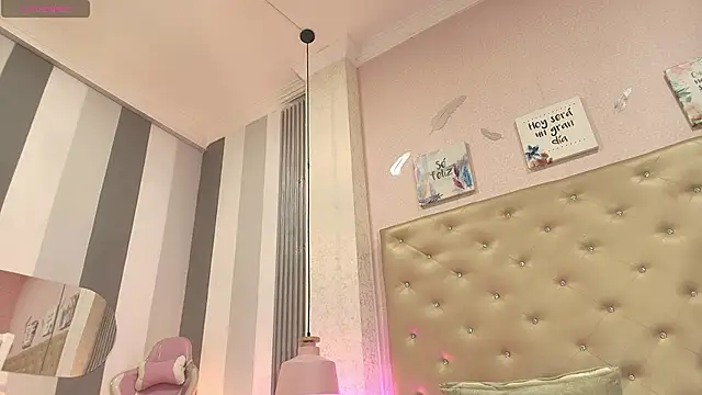 Paola  23 online show from February 21, 5:08 am