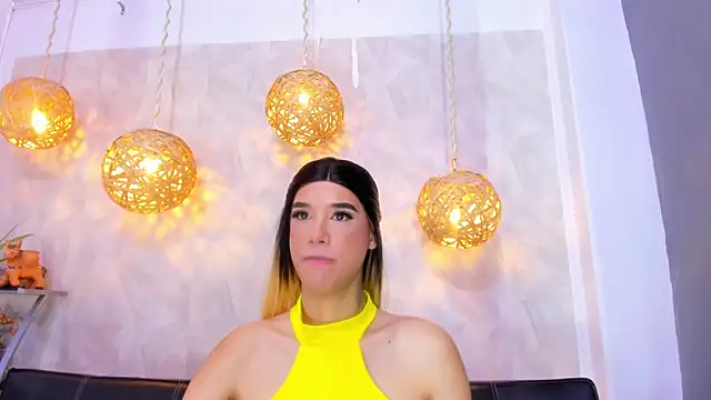 victoria aleia  online show from February 2, 7:46 pm