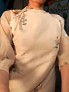 Snapshot of Kami_gaam chatting on January 11, 11:23 am Kami gaam online show from January 11, 11:23 am