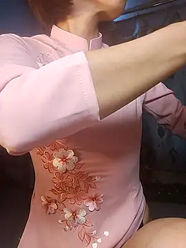 Snapshot of Kami_gaam chatting on February 1, 4:44 pm Kami gaam online show from February 1, 4:44 pm