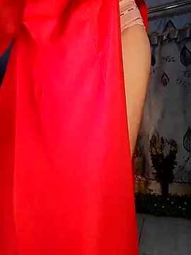 Snapshot of Kami_gaam chatting on February 18, 8:27 am Kami gaam online show from February 18, 8:27 am