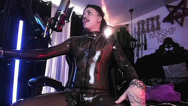 Snapshot of allanhurtss chatting on February 26, 5:28 pm allanhurtss online show from February 26, 5:28 pm