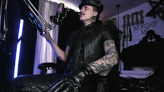 Snapshot of allanhurtss chatting on March 11, 7:47 pm allanhurtss online show from March 11, 7:47 pm