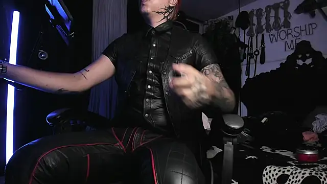 Snapshot of allanhurtss chatting on March 22, 5:28 am allanhurtss online show from March 22, 5:28 am